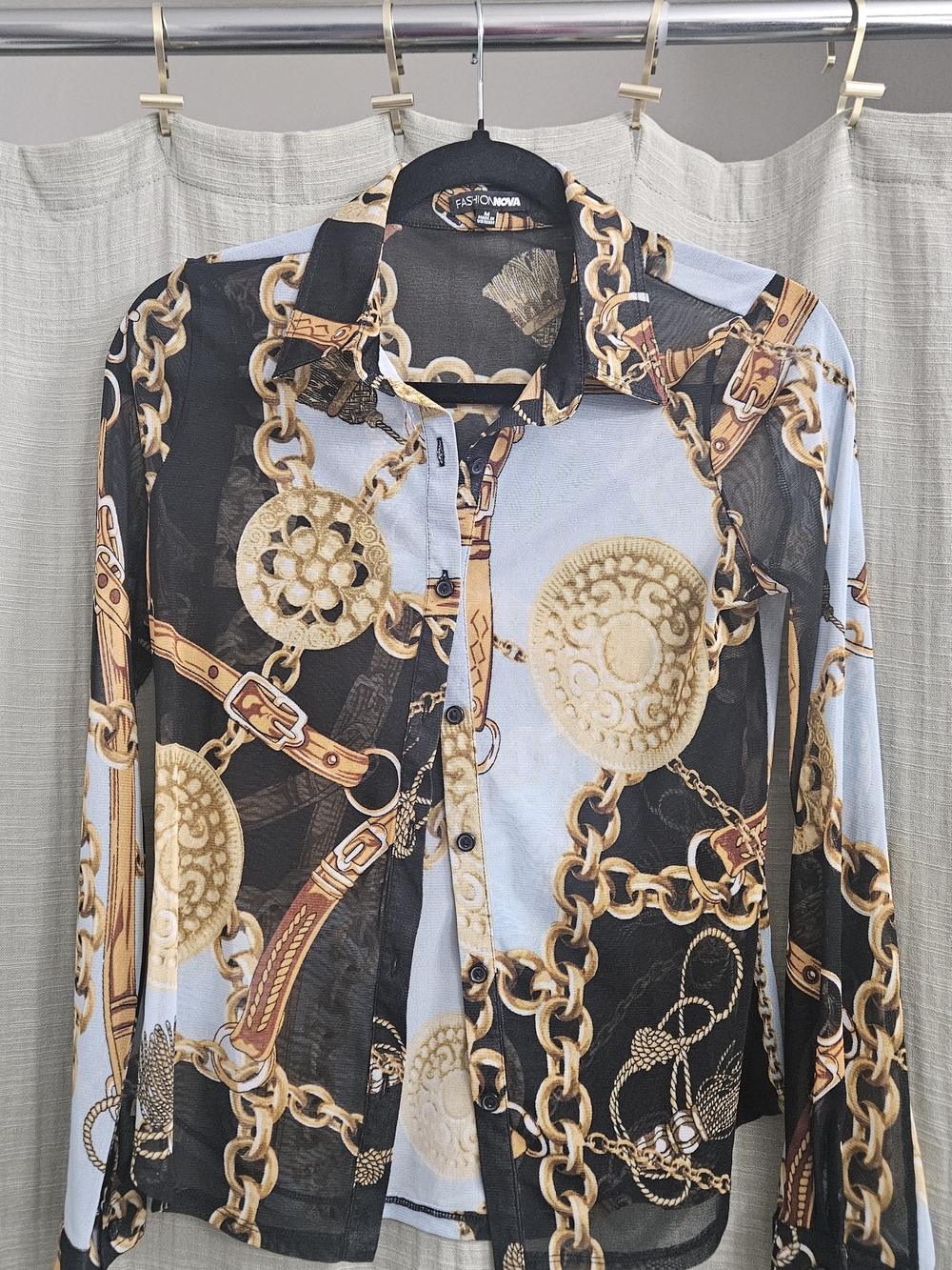 Fashion Nova Men’s Black & Light Blue Chain Print Button-Down Shirt